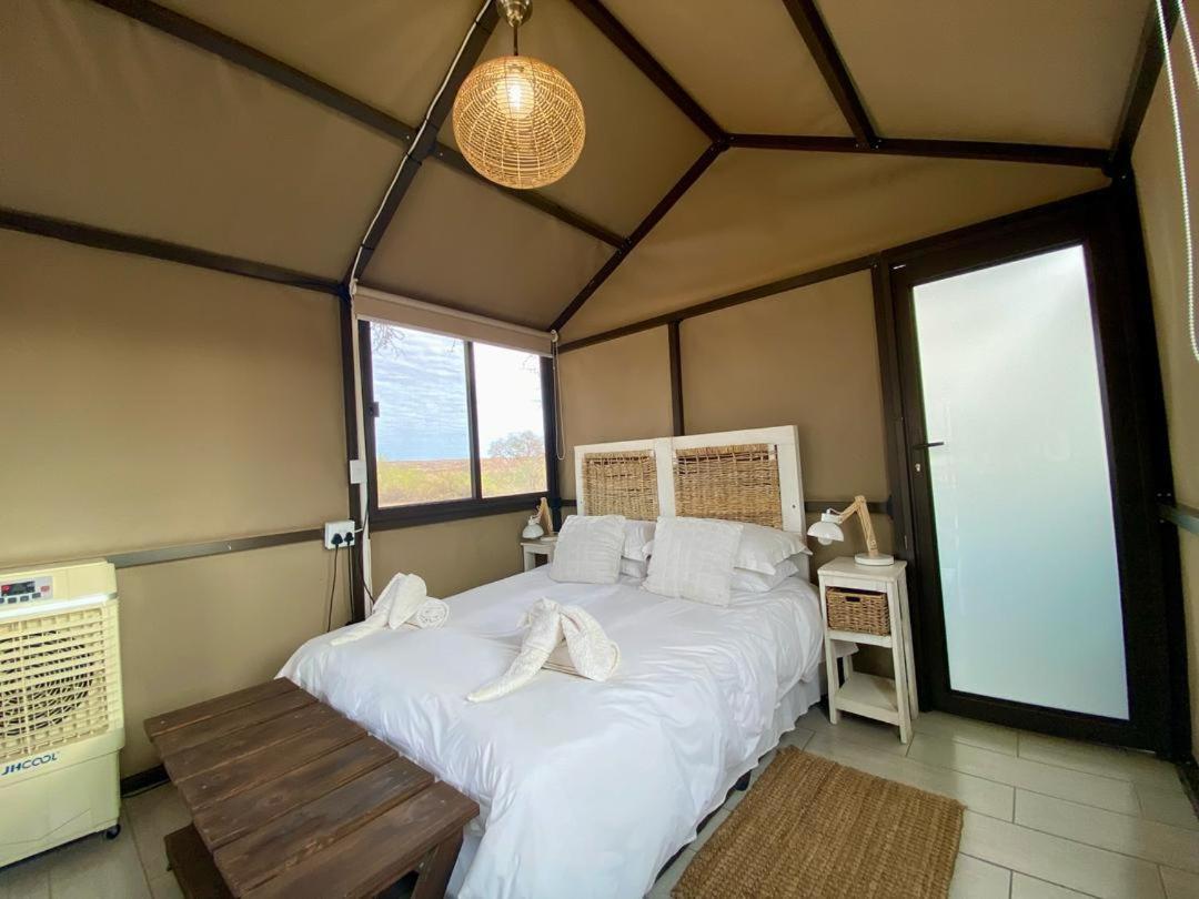 Brandberg White Lady Lodge Uis ภายนอก รูปภาพ