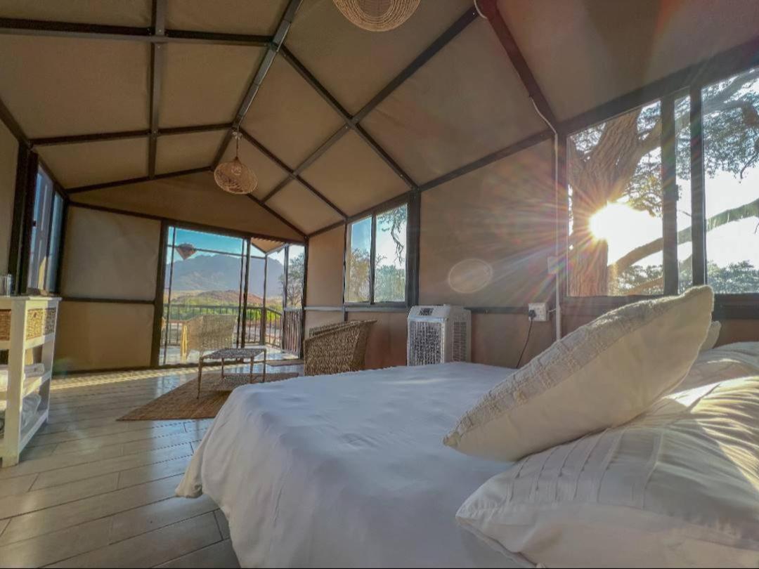 Brandberg White Lady Lodge Uis ภายนอก รูปภาพ
