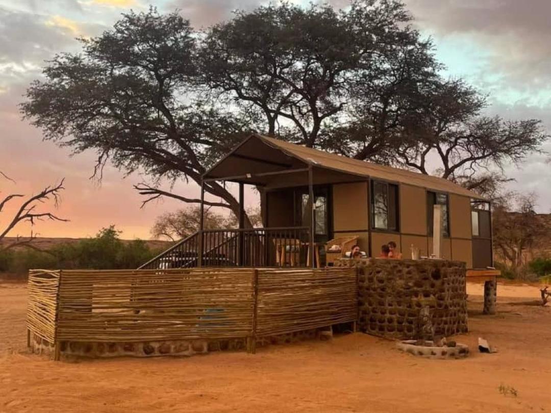 Brandberg White Lady Lodge Uis ภายนอก รูปภาพ