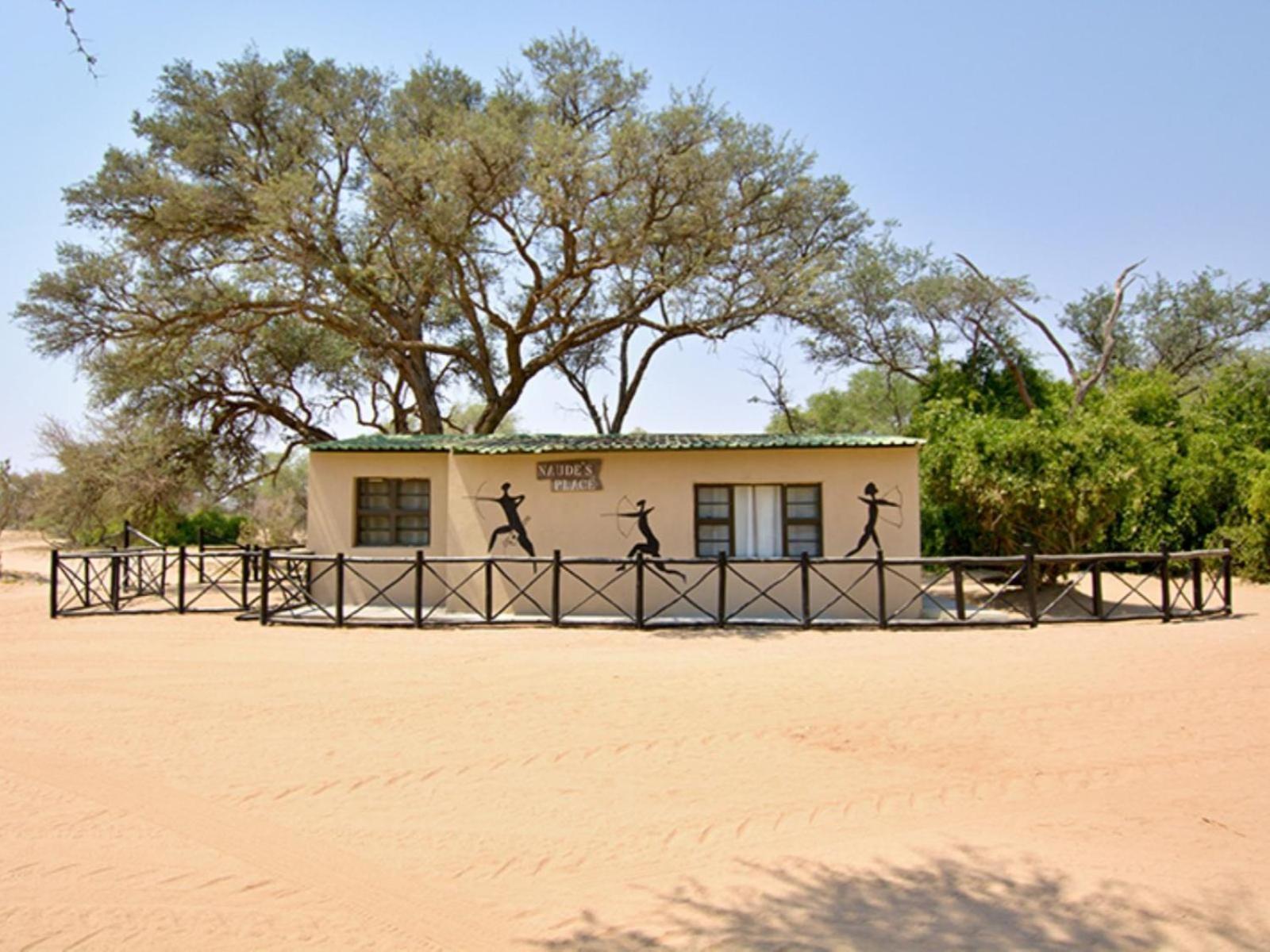 Brandberg White Lady Lodge Uis ภายนอก รูปภาพ