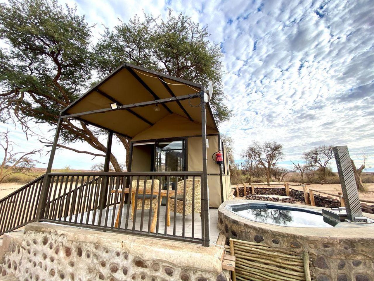 Brandberg White Lady Lodge Uis ภายนอก รูปภาพ