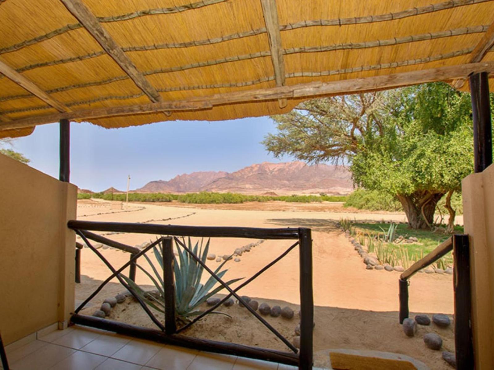 Brandberg White Lady Lodge Uis ภายนอก รูปภาพ
