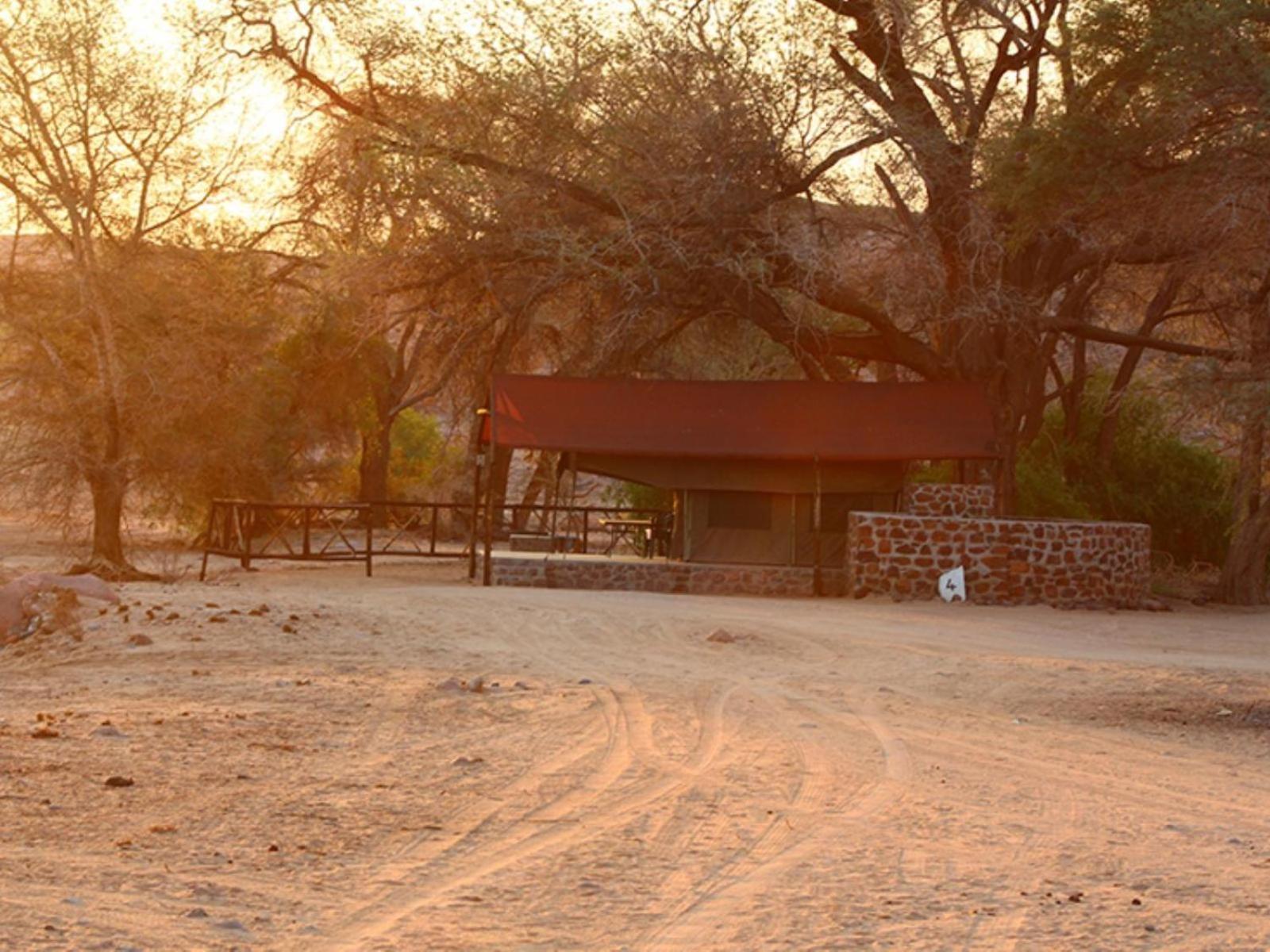 Brandberg White Lady Lodge Uis ภายนอก รูปภาพ